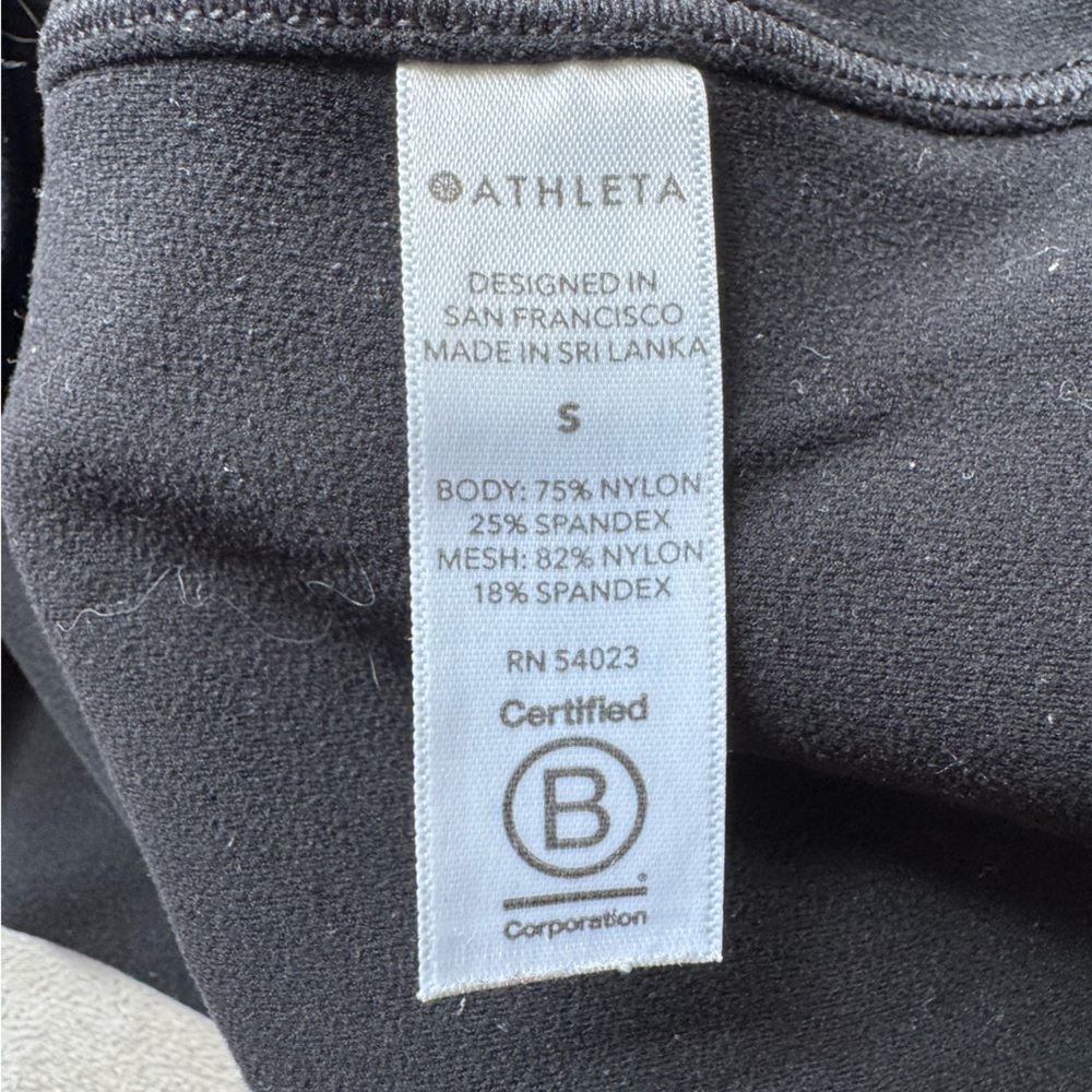 Athleta Black Salutation Stash B Lace Legging 7/8 Length - Picture 3 of 10